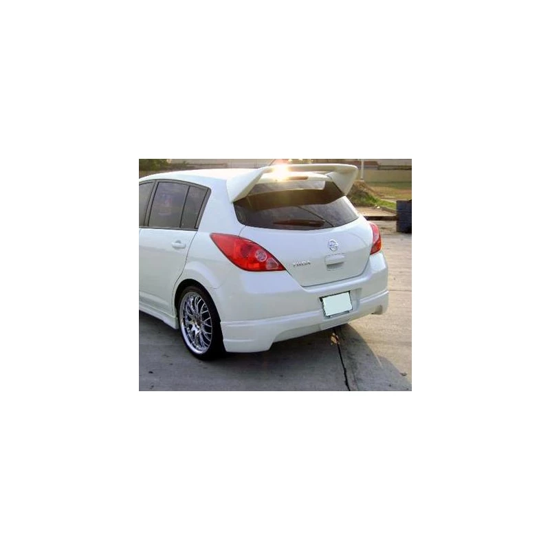 Спойлер на крышку багажника